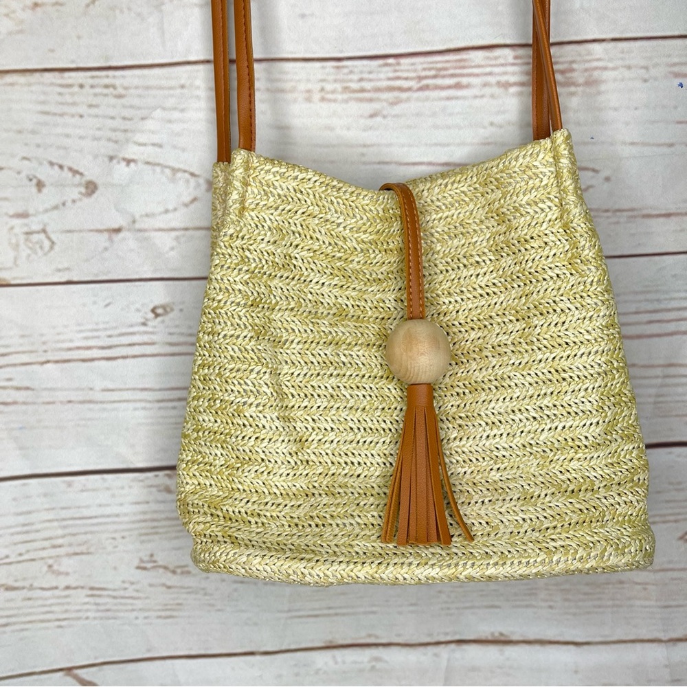 Straw Bag • Tassel • Beach • Boho • Summer • Spring - Picture 2 of 8